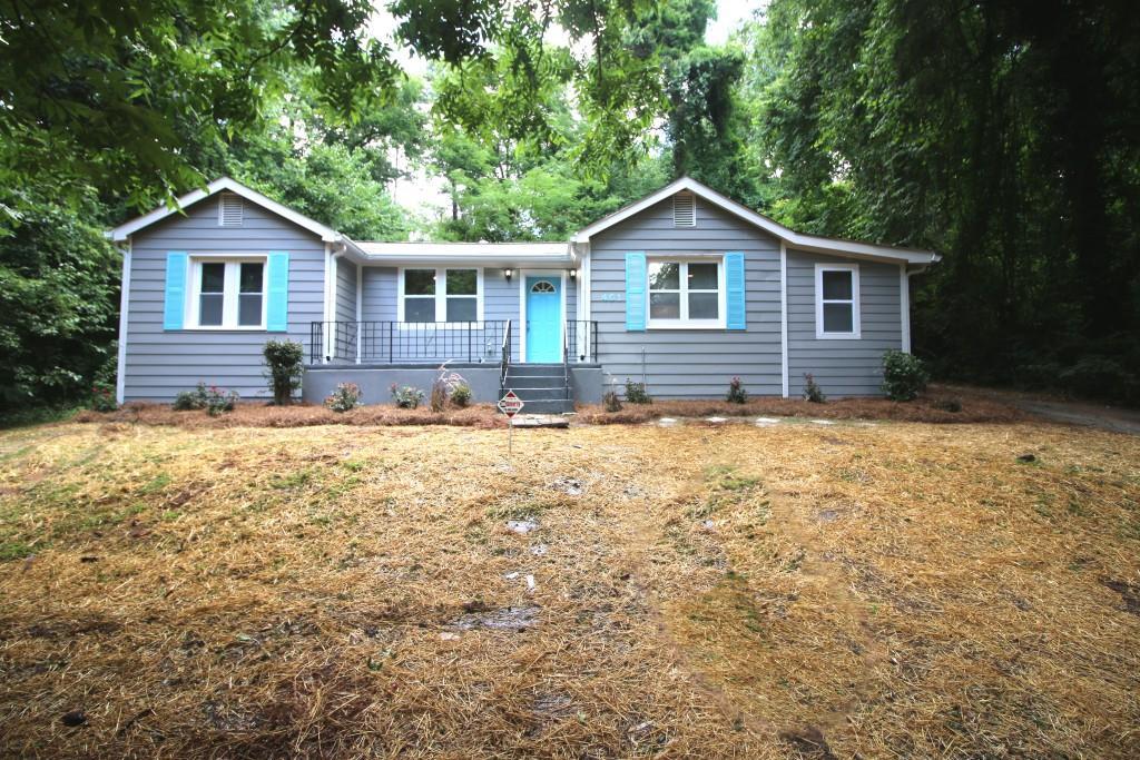461 Pomona Circle - Photo 1