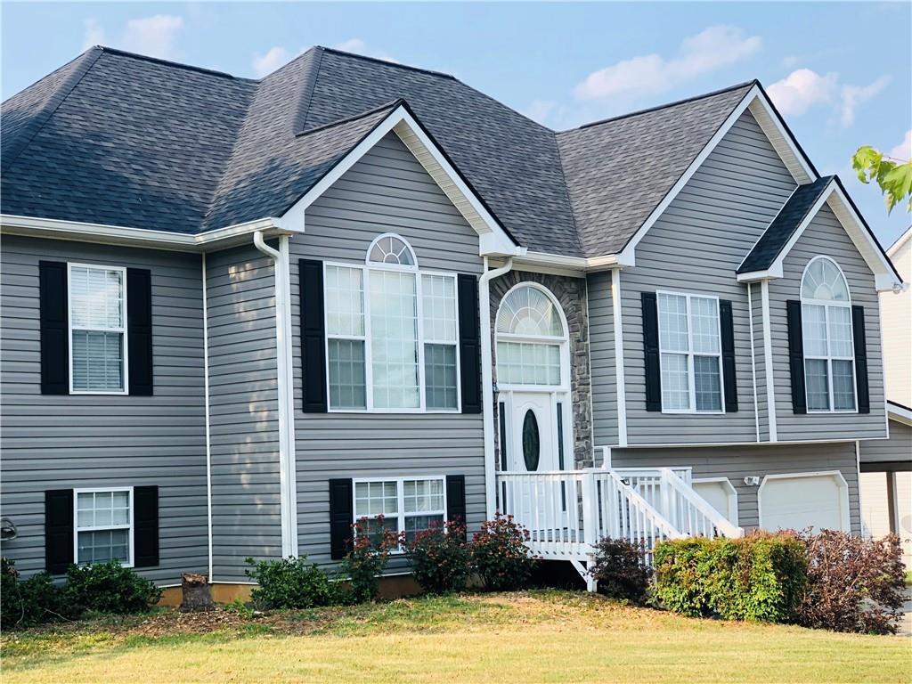 129 Farmington Drive - Photo 1