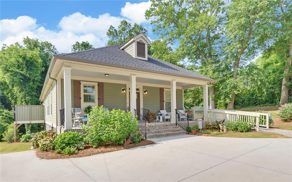 1210 Enota Avenue - Photo 1