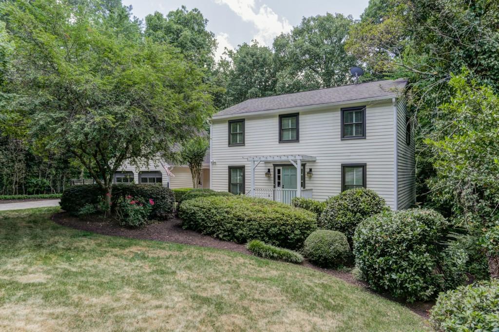 286 Dartmoor Circle - Photo 1