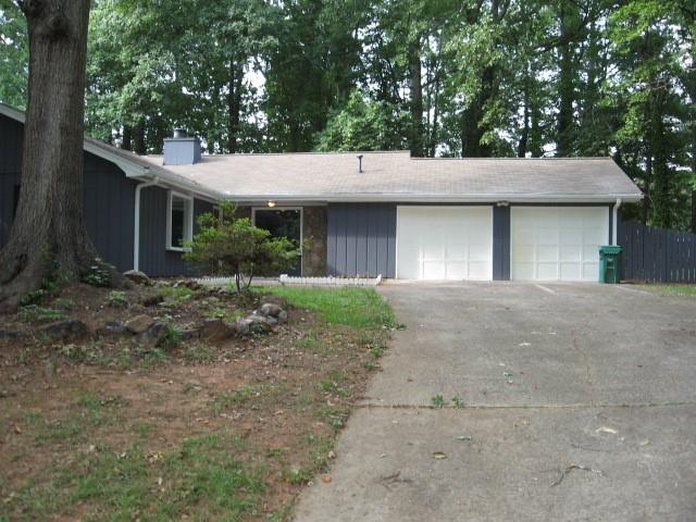 5320 Golfcrest Circle - Photo 1