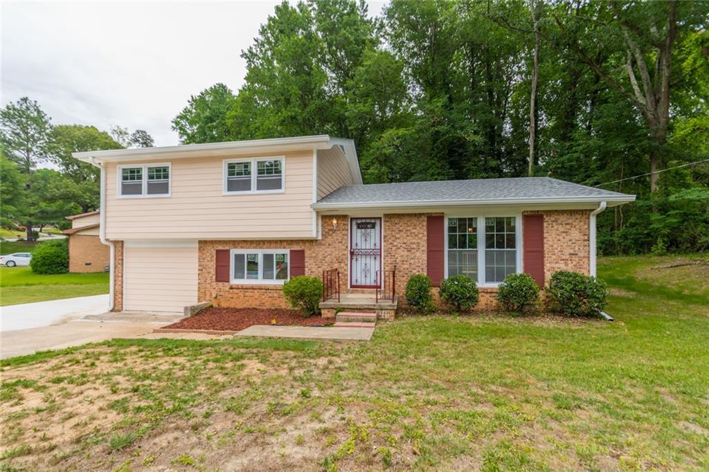 866 Forrest Circle - Photo 1
