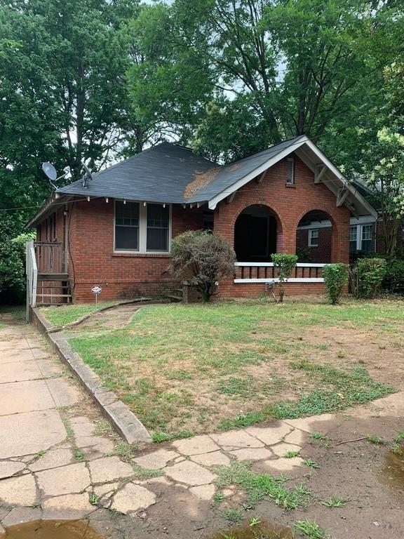 1424 Hartford Avenue - Photo 1