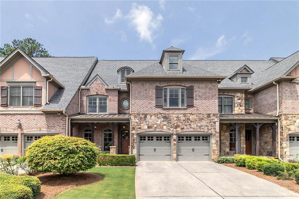 330 Wisteria Circle - Photo 1