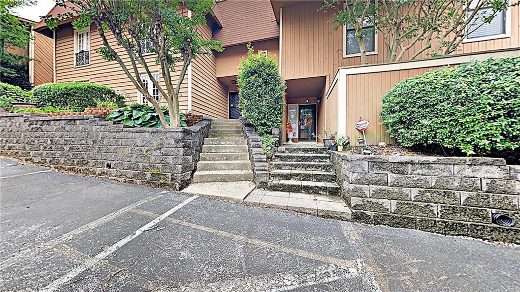 828 Lake Hollow Boulevard - Photo 1