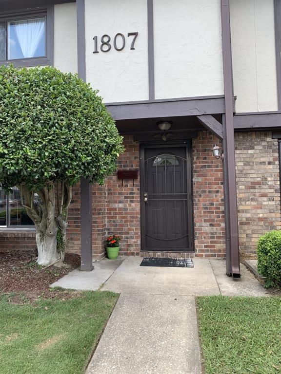 1807 Ashborough Circle - Photo 1