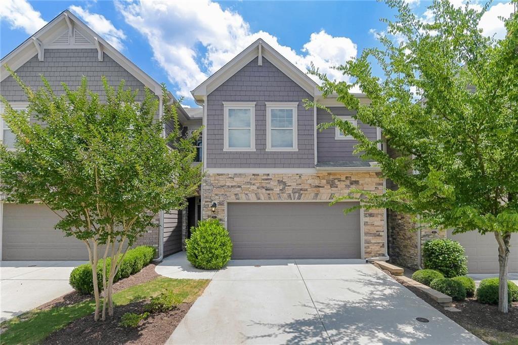 2131 Knoll Place - Photo 1