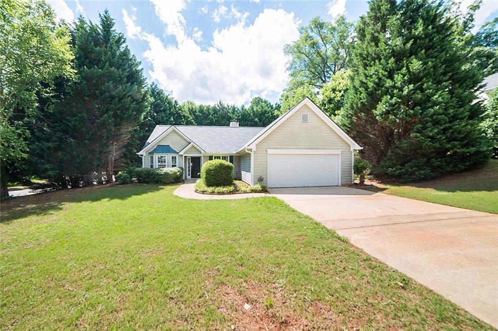 1055 Dogwood Park Drive - Photo 1