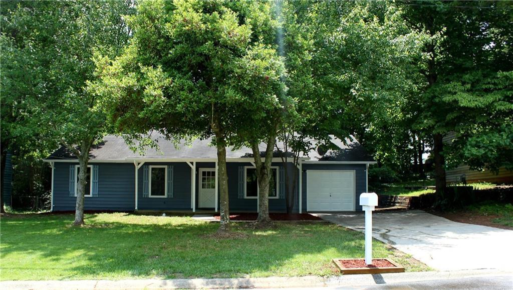 2648 Camelot Court - Photo 1