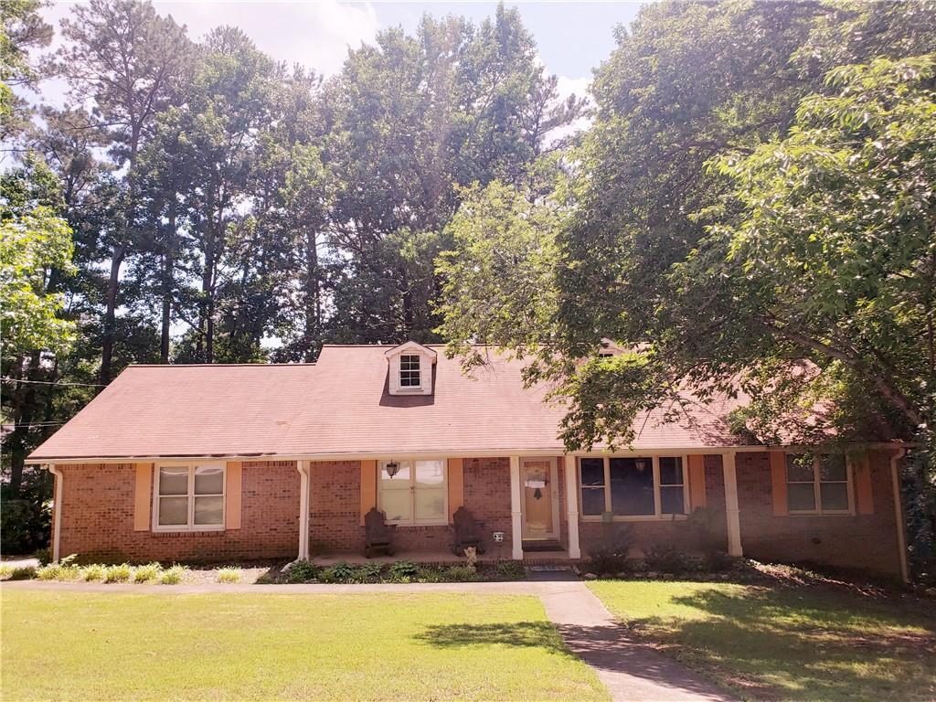 1290 Shadowlawn Drive - Photo 1