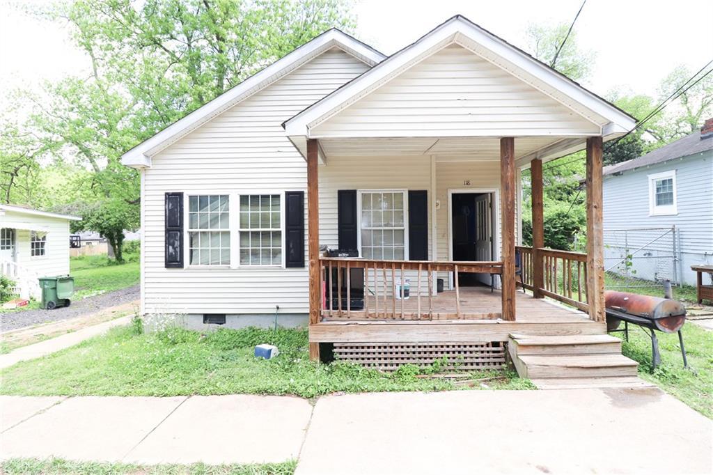 118 Lake Avenue - Photo 1