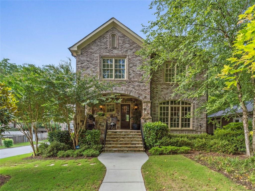 1185 Oglethorpe Avenue - Photo 1
