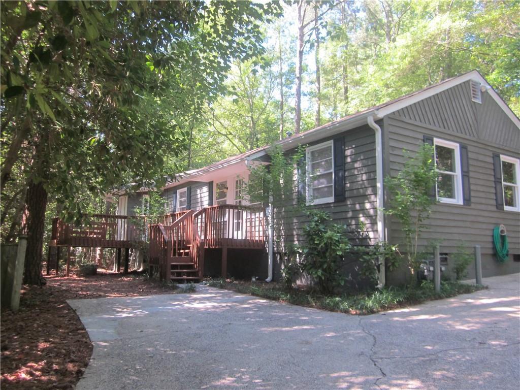 524 Holly Springs Road - Photo 1