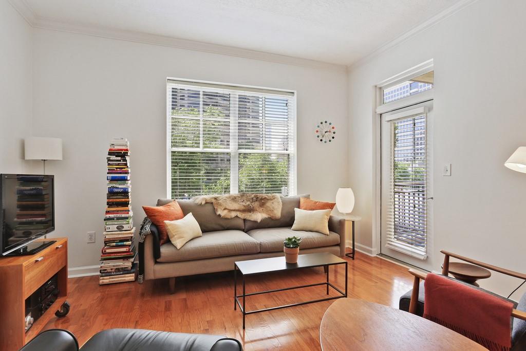 1101 Juniper Street - Photo 1