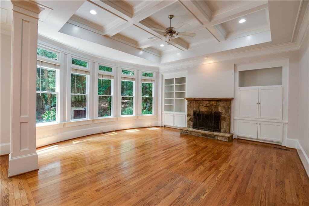 2500 Ridgewood Road - Photo 1