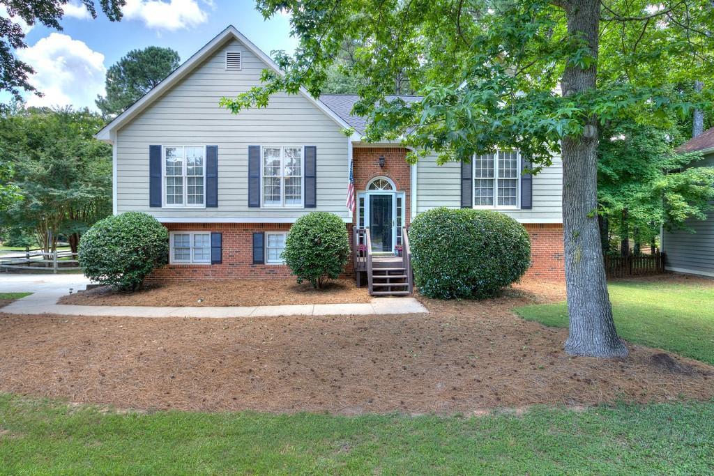 4746 Bradford Lane - Photo 1