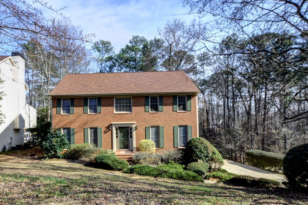 491 Guilford Circle - Photo 1