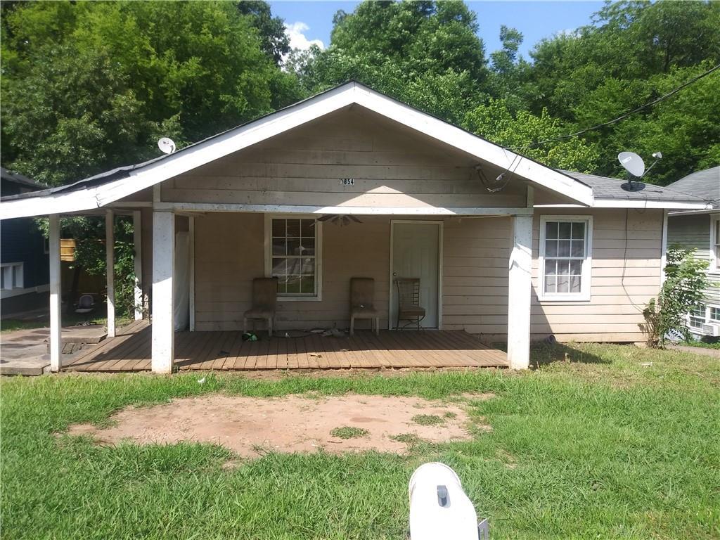 1854 Jonesboro Road - Photo 1