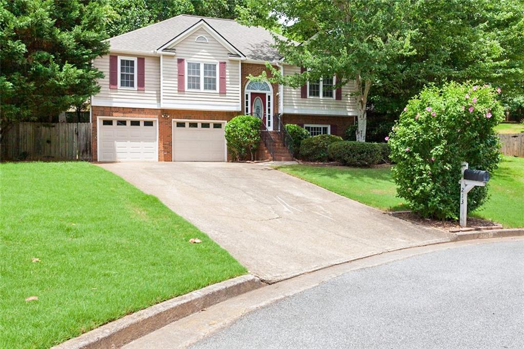 213 Eagle Glen Court - Photo 1