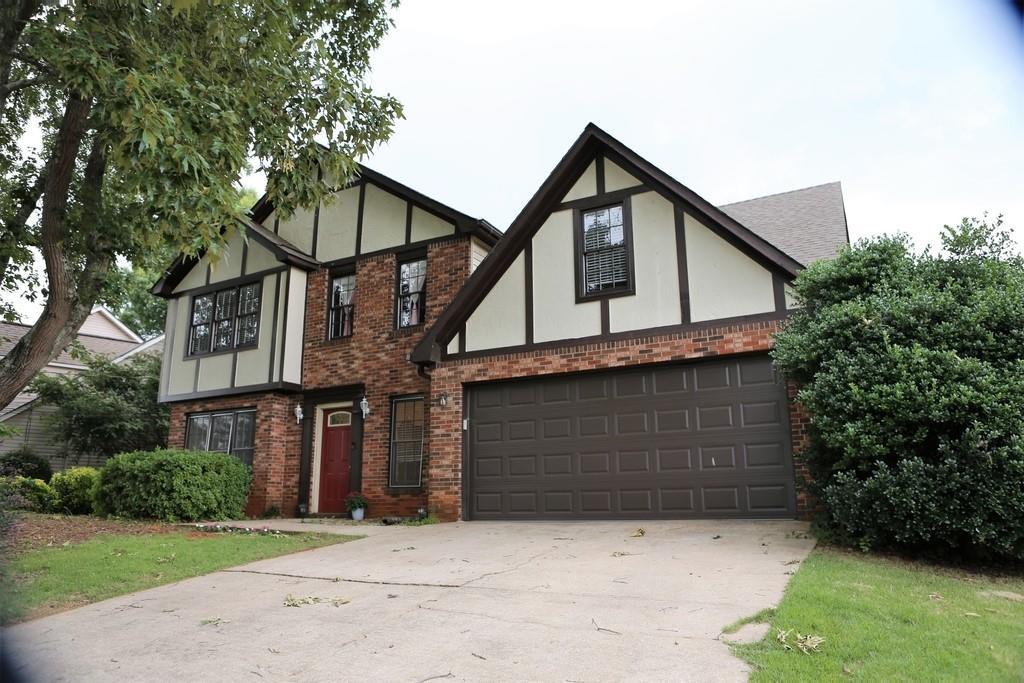 670 Deer Oaks Drive - Photo 1
