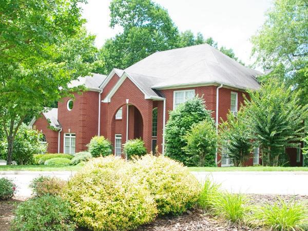 2857 Bridgeview Drive - Photo 1