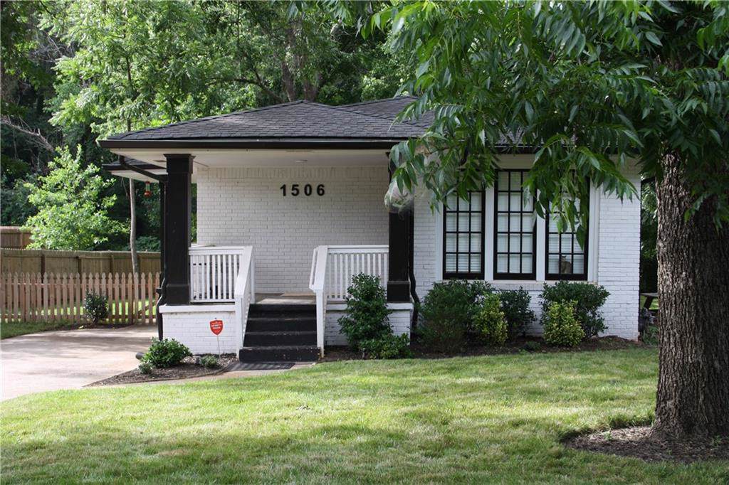 1506 Woodbine Avenue - Photo 1