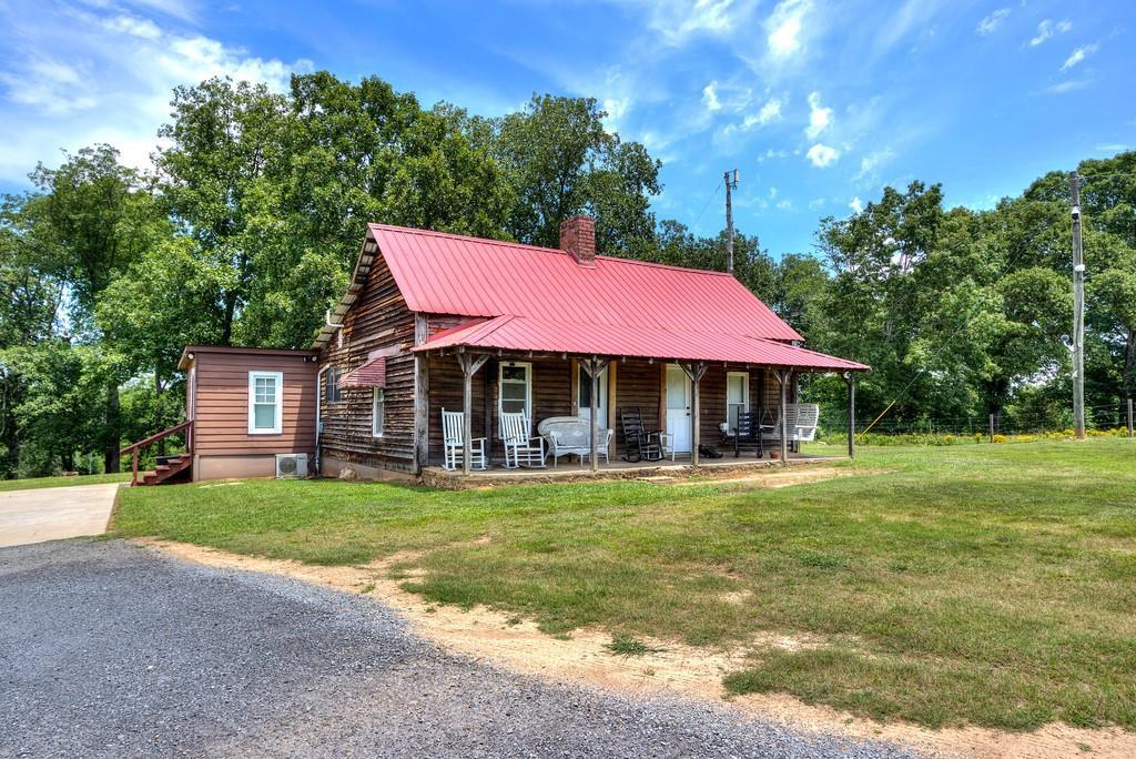 233 Wiseman Road - Photo 1