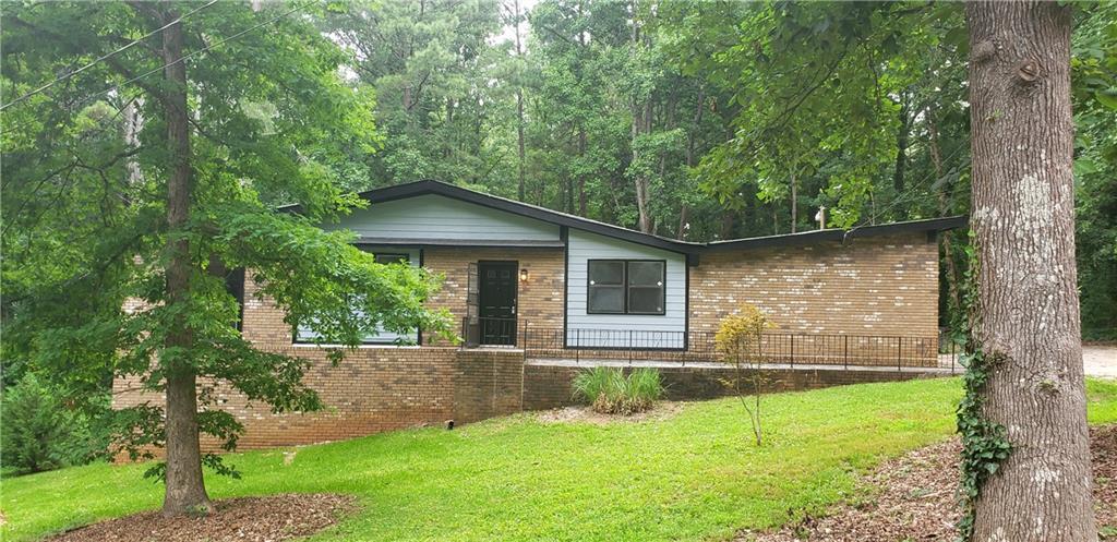 1041 Mountain Woods Court - Photo 1