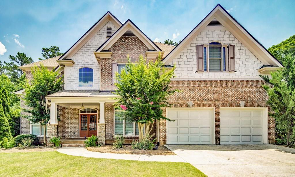 713 Crescent Circle - Photo 1