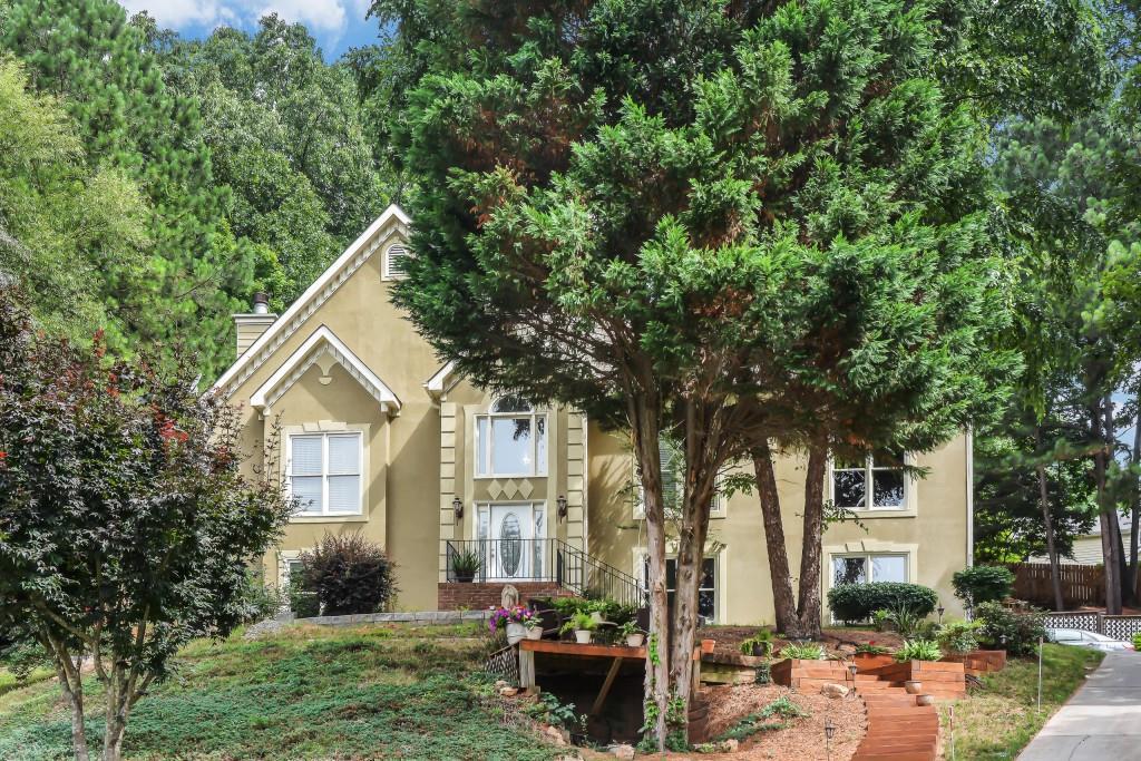 1036 Laurel Valley Drive - Photo 1