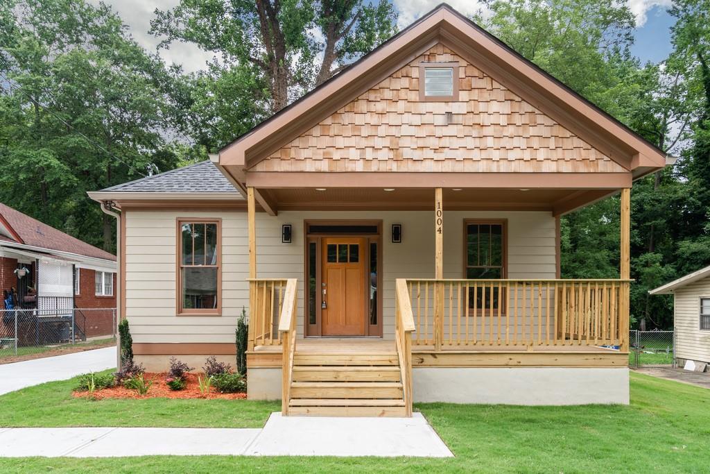 1004 Cascade Avenue - Photo 1