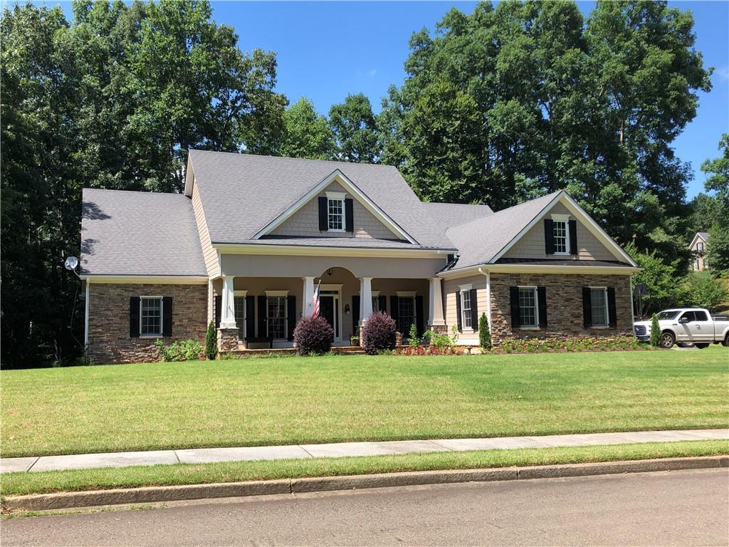 401 Northampton Lane - Photo 1