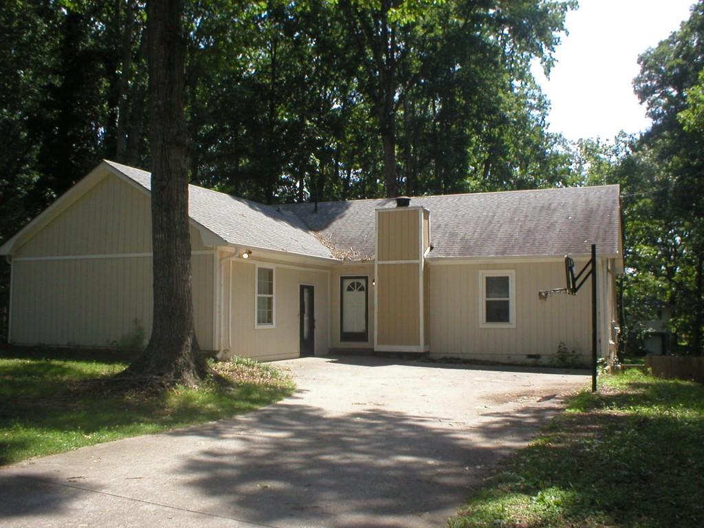 4957 W Lake Way - Photo 1