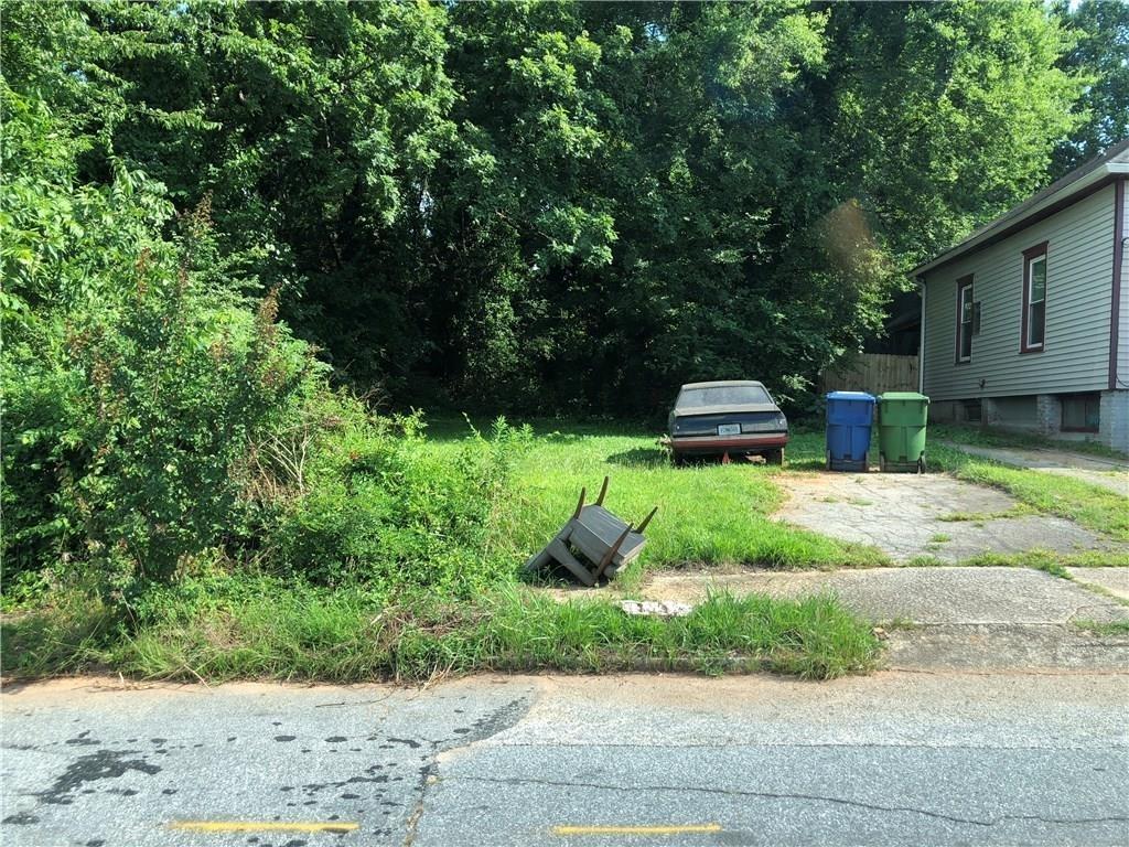 704 Shelton Avenue - Photo 1