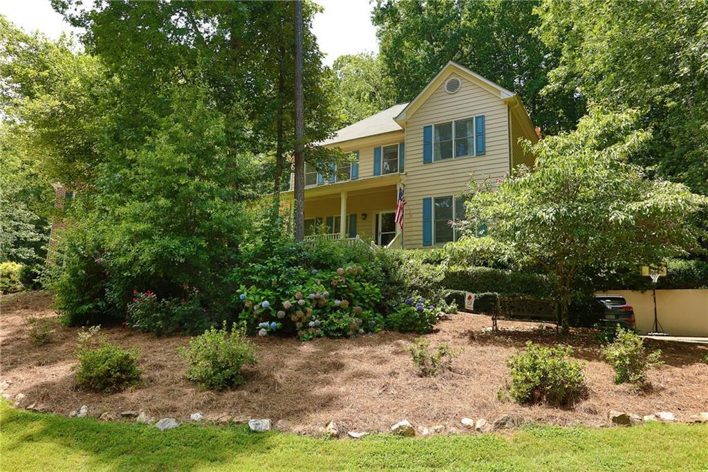 602 Chase Trail - Photo 1