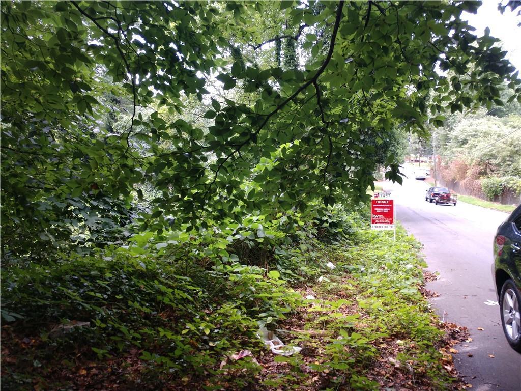 00 Westmont Road - Photo 1