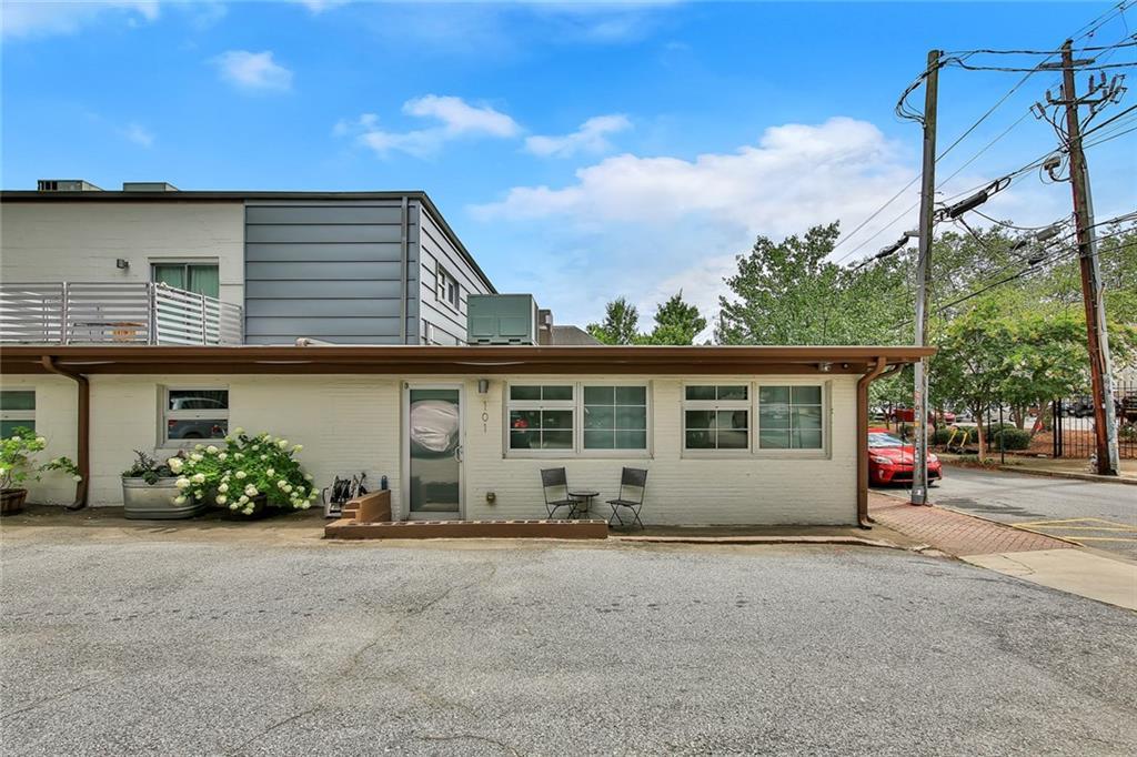 172 Carroll Street - Photo 1