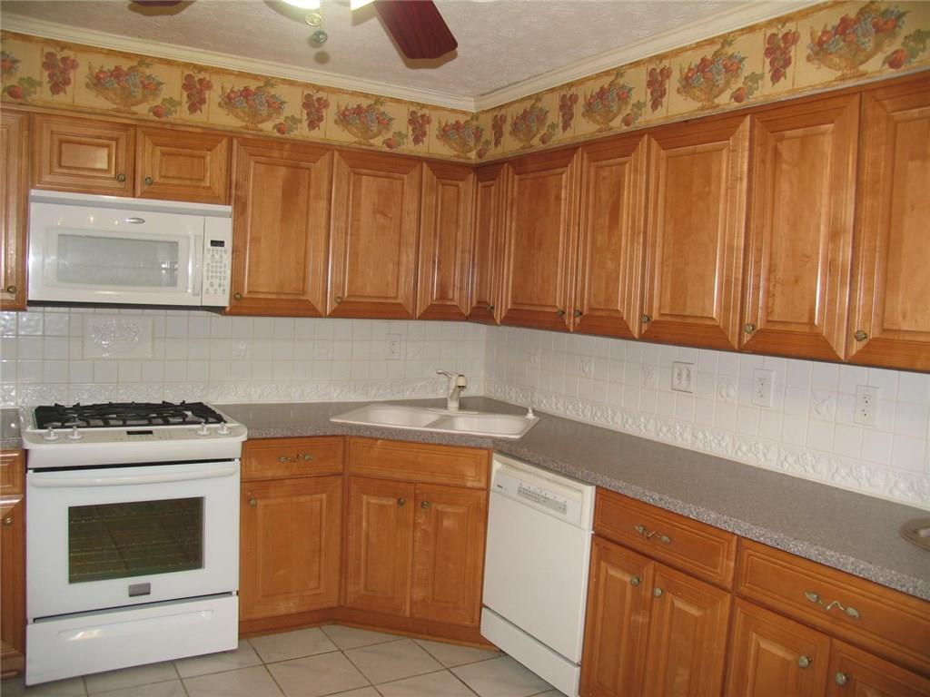 906 Parkaire Crossing - Photo 1