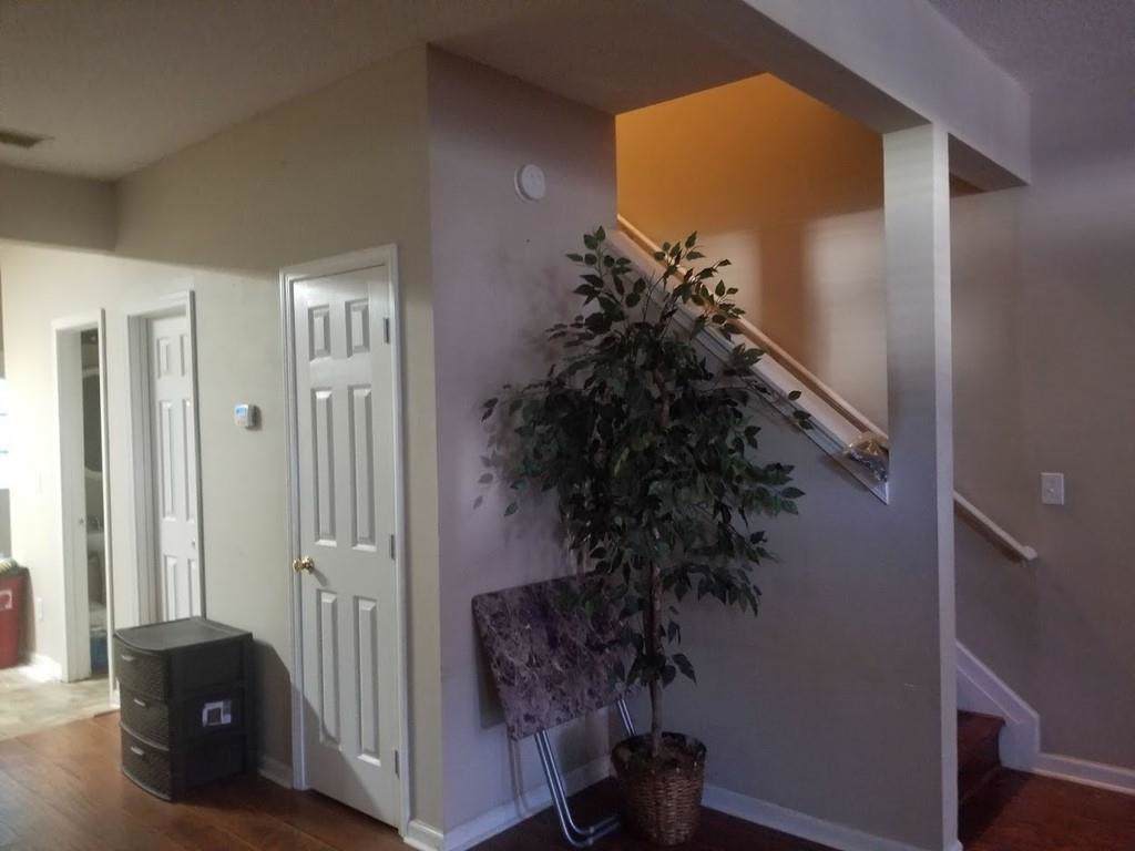 7616 Creekside Lane - Photo 1