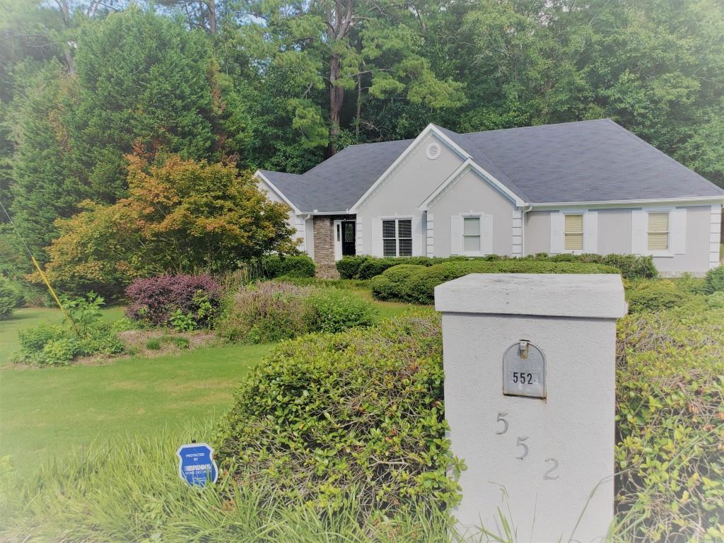 552 Lexington Court - Photo 1