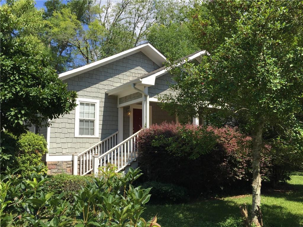 609 Lee Street - Photo 1