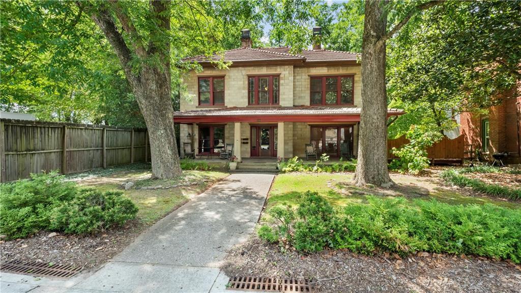 56 Sycamore Street - Photo 1