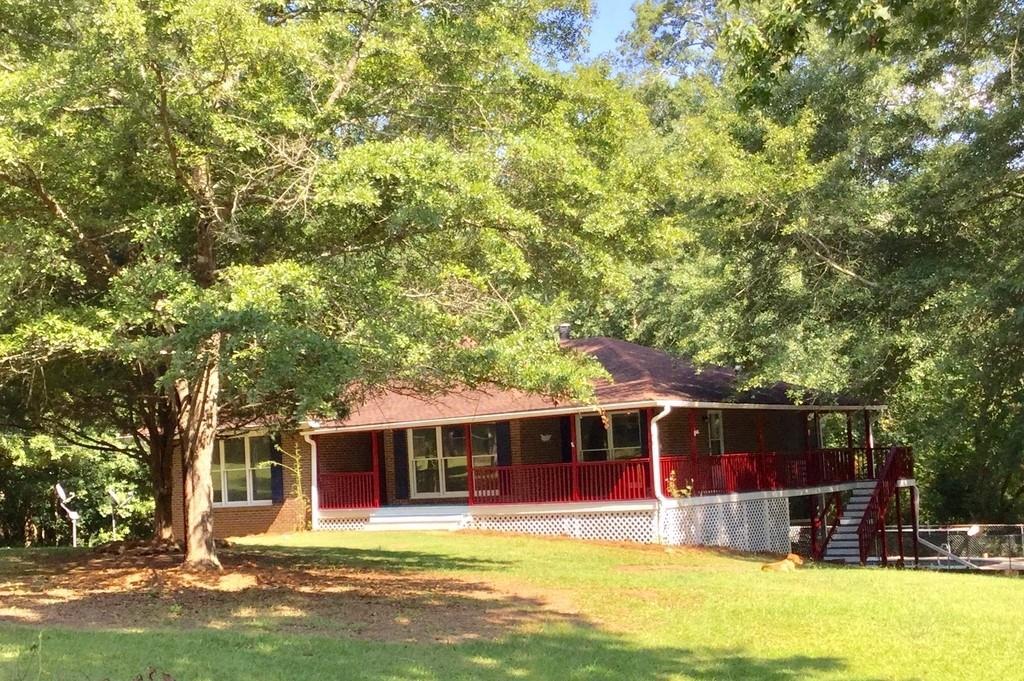 720 Harris Drive - Photo 1