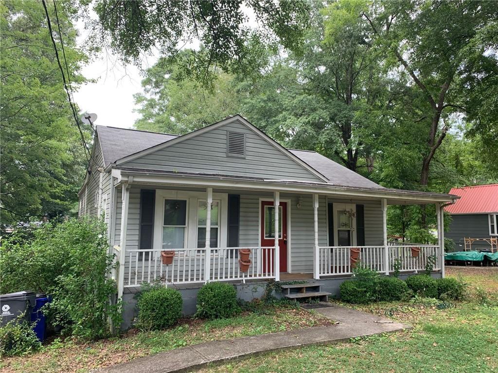 313 Westview Drive - Photo 1