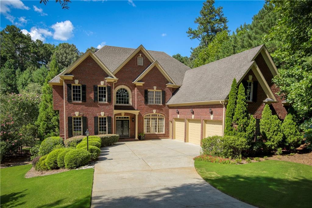 105 White Columns Drive - Photo 1