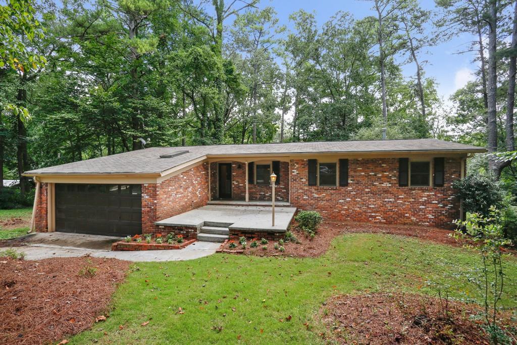 369 Windsor Drive - Photo 1