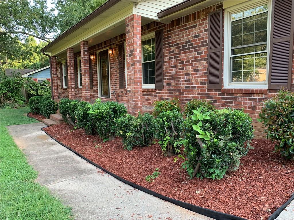763 Windy Drive - Photo 1