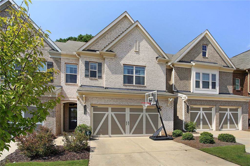 1435 Hampton Oaks Drive - Photo 1