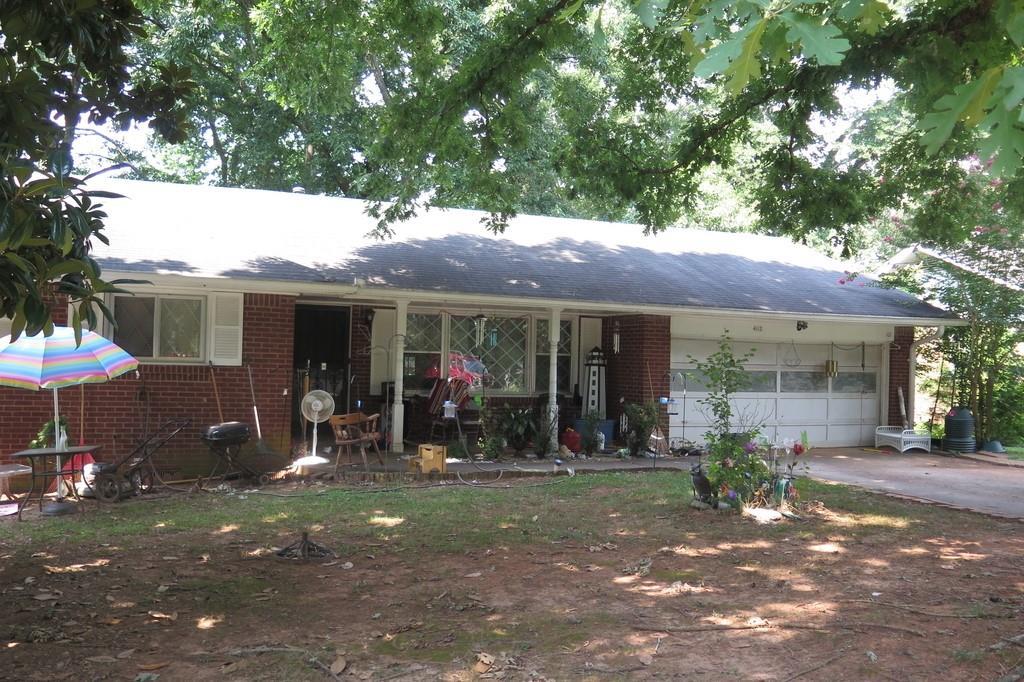 4112 N Shallowford Road - Photo 1