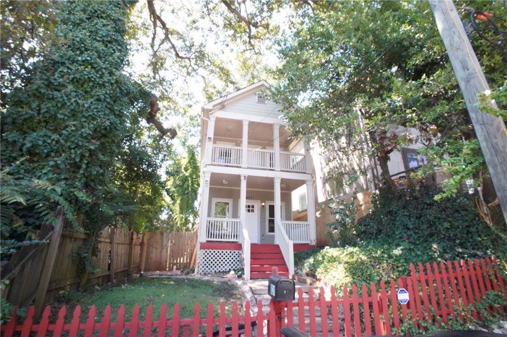 831 Martin Street - Photo 1